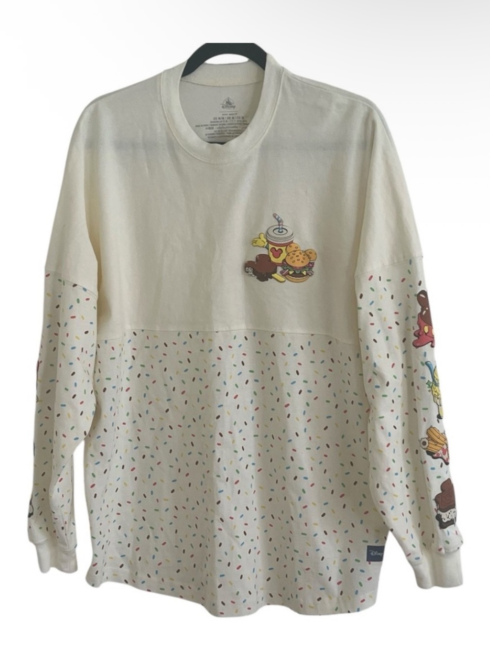 Walt Disney World Disney Eats Spirit Jersey NWT Medium